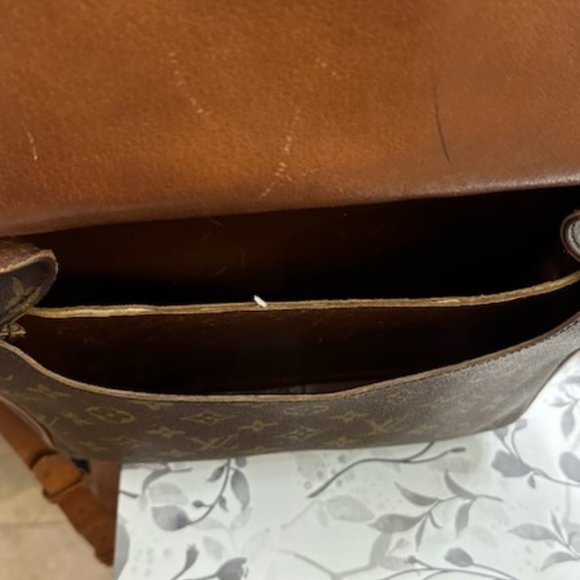 Authentic Louis Vuitton Monogram Cartouchiere GM Shoulder Bag - Picture 5 of 9